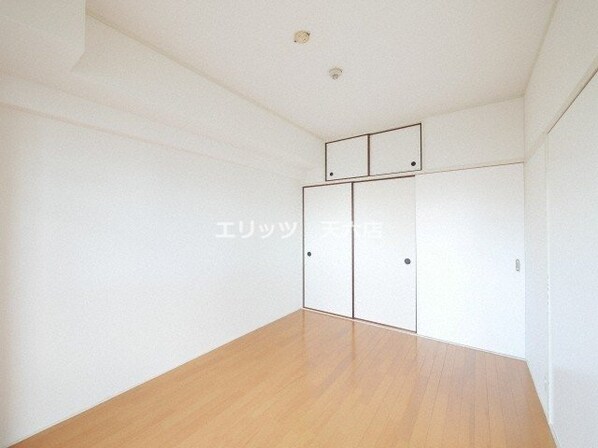 サン・ホワイティ豊里の物件内観写真